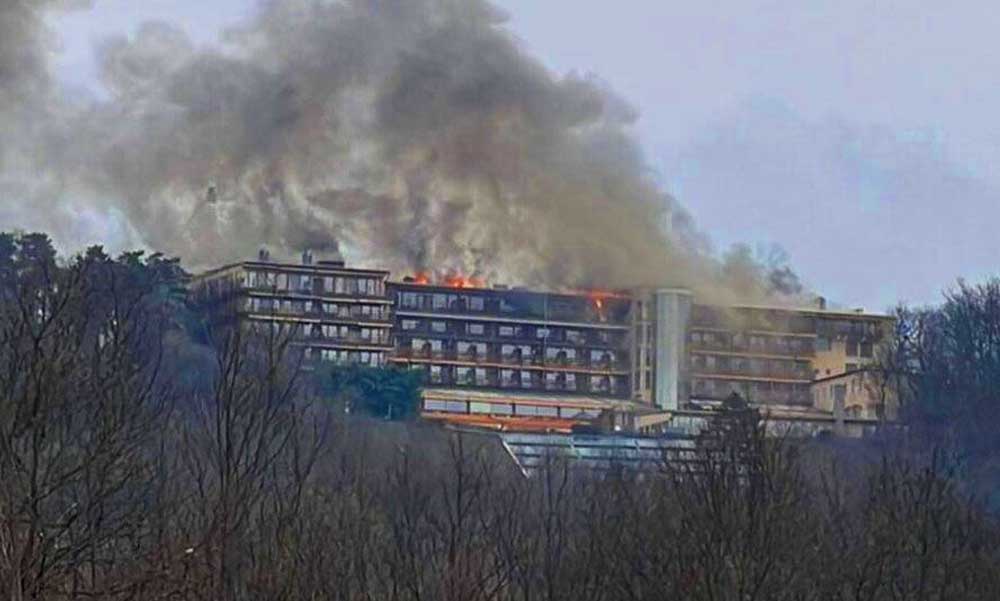 Visegrádi szállodatűz: az állam is beszállt az épület felújításába, a hotel ősszel nyithat újra