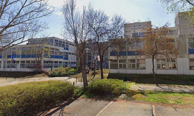 Győztek a szülők! A Köves Slomóhoz köthető egyetem megijedt az ellenük készülő tüntetéstől, inkább lemondanak a békásmegyeri Veres Péter Gimnáziumról