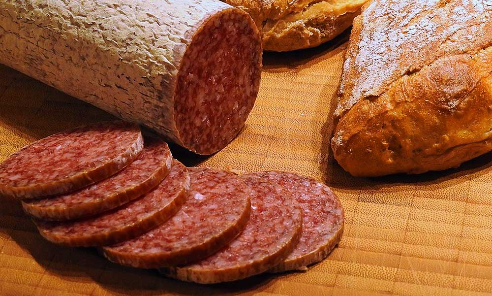 Milyen bélbe érdemes tölteni a szalámit?