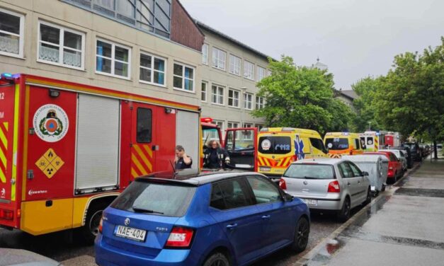A gondnok miatt került kórházba 31 gyerek, miután rosszul lettek a soroksári iskolában