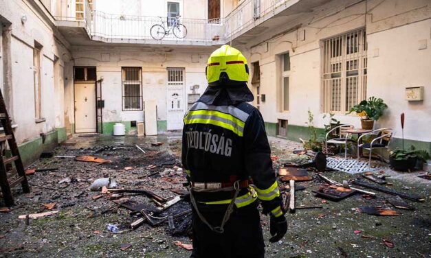 Féltékenységből rágyújtotta a lakást feleségére a ferencvárosi férfi, azt akarta, ne legyen másé az asszony