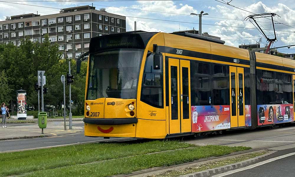 Lázár János minisztériuma visszavonta a budai fonódó villamos közbeszerzési pályázatát