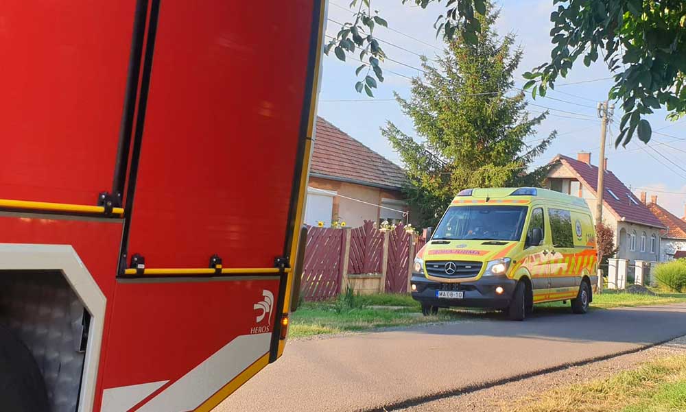 Tragédia Törökbálinton: égő gyertya miatt gyulladt ki a családi ház, meghalt egy idős asszony