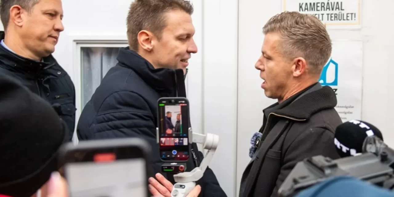 A magyar politika mélypontja: Menczer Tamás meglepetésként érkezett Magyar Péter gyermekotthonos látogatására, kocsmai stílusban zajlott a találkozó