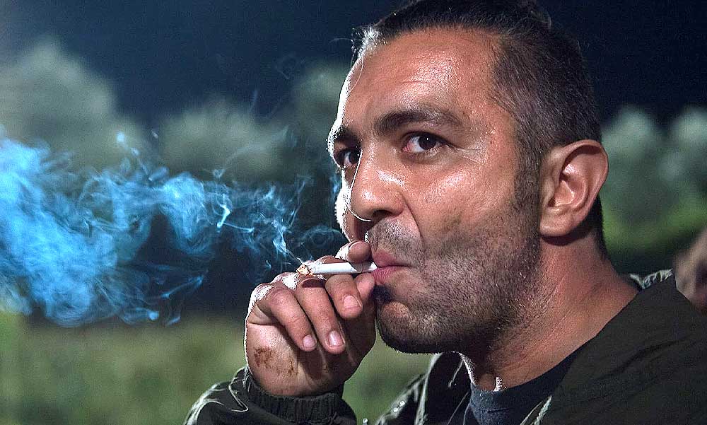 Adósságspirálba került az Aranyélet rosszfiúja: a közösségi oldalon kér segítséget a színész