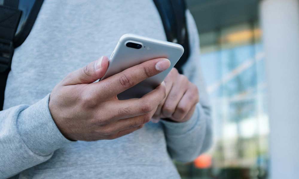 Milyen károkat okoz egy tönkrement céges telefon? 