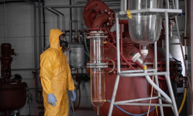 Csepeli droglabor: a bíróság elutasította a három gyanúsított letartóztatását