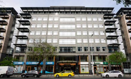 Kiadó iroda a Váci úti irodafolyosó legelején