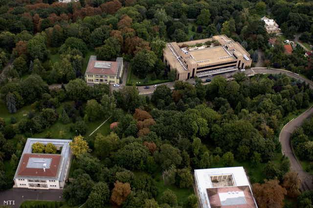 Eladja az állam Novák Katalin volt rezidenciáját, 200 lakásos lakópark épülhet a 13 hektáros területen
