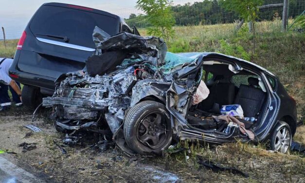 Súlyos baleset a Balatonnál: újra kellett éleszteni egy 6 hetes csecsemőt, 3 mentőhelikopter érkezett a helyszínre