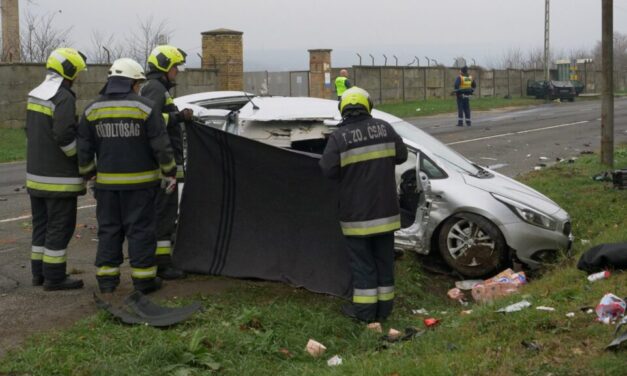 Drogos ámokfutó miatt halt meg egy 25 éves nő Aszódon, a vétkes sofőr elfutott a helyszínről