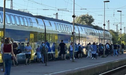 MÁV: elesett a szegedi vonal, műszaki hiba miatt egy órát késnek a vonatok