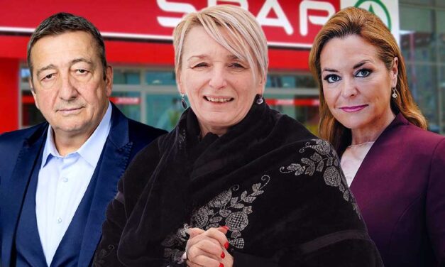 Fidesz-Spar botrány: Bayer Zsolt után egy újabb fideszes is kijelentette, hogy soha többé nem megy Sparba, közben a kormányszóvivő Spar-áruházat adott át