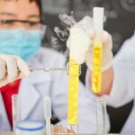 „Nincs mentség arra, ami az öcsémmel történt” – a nagykátai iskolában történt robbanás sérültjének testvére azt állítja, súlyos hiányosságokkal küzd az érintett intézmény