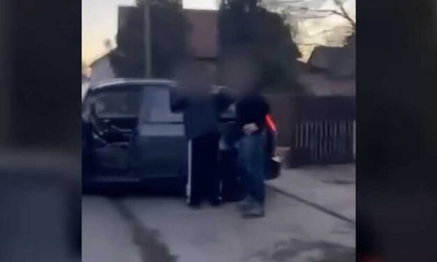 Rejtett kamerát szerelt az M4-es autóút pihenőjének női mosdójába: a kukkoló elfogásáról készült videó a cikkben