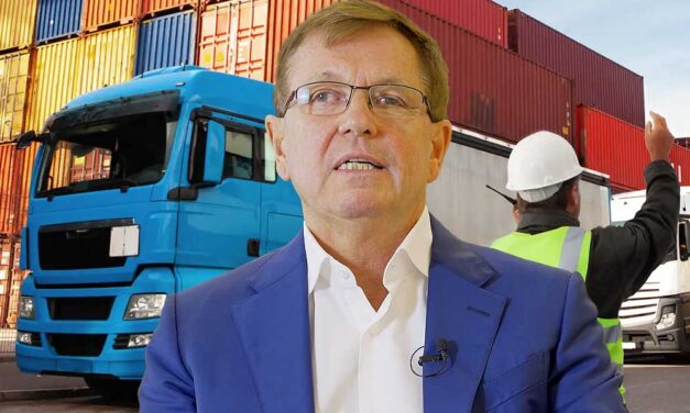 Menekül a Matolcsy család: konténerekben hordják Budapestről Dubajba a vagyontárgyaikat