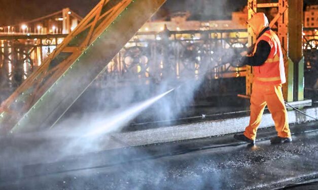 Éjszakai lezárás a fővárosban: Teljesen lezárják a Szabadság hidat, mutatjuk, mikor és miért kell elkerülni!