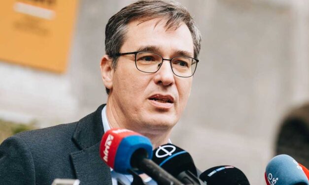 „Egy ilyen lépés szakadékba lökné a várost” – Karácsony Gergely az Államkincstárhoz ment, hogy megakadályozza 37 milliárd forint elvételét Budapesttől