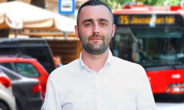 Brutálisan megverték a 24.hu hírportál főszerkesztőjét a 75-ös troli megállójában