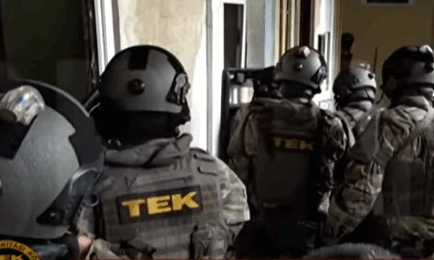 Lelőttek a TEK-esek egy 72 éves férfit Monoron