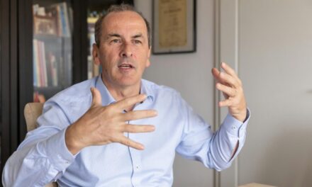 Hegedűs Zsolt is reagált a tatabányai kózházban elhunyt kétéves kisfiú ügyére