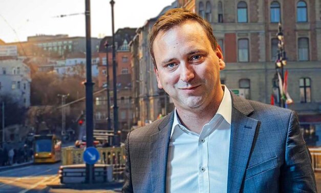Ügyészségi akció az önkormányzatoknál: előállították a 2. kerület polgármesterét, Őrsi Gergelyt