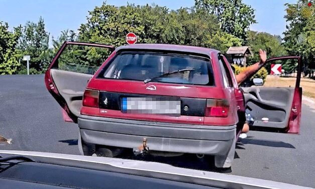 Autós üldözés a Velencei-tónál: Az utasok menet közben ugráltak ki az Opelből – VIDEÓ