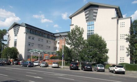 Leszúrta magát egy beteg a Szent Imre kórházban